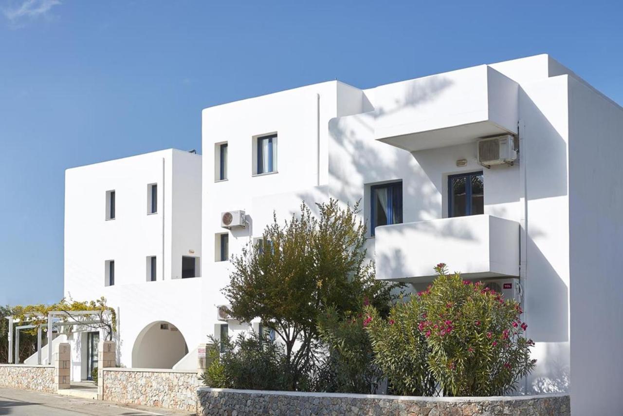 Eva Suites & Apartments Agia Marina  Exterior photo