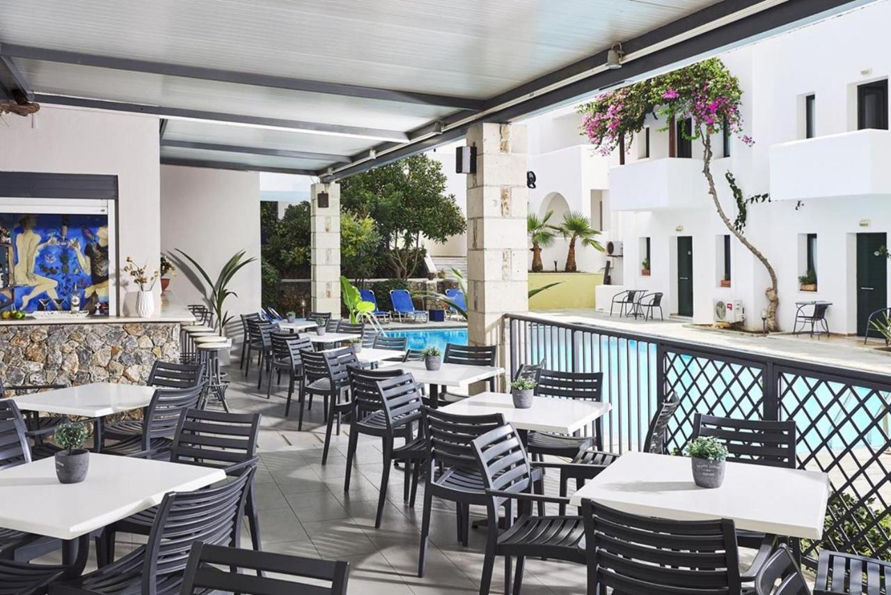 Eva Suites & Apartments Agia Marina  Exterior photo